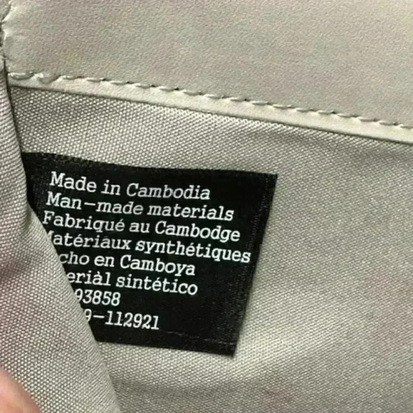 Nanette Lepore Lucie Solid Organizer Coin Wallet - Picture 6 of 8